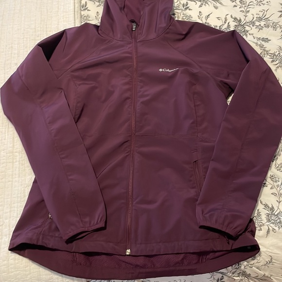 Columbia Jacket *never worn* - Picture 2 of 4